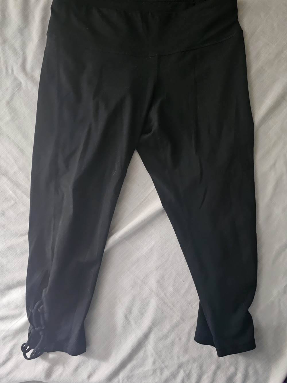 Columbia Black Women's Capri Leggings with Drawstring Hem